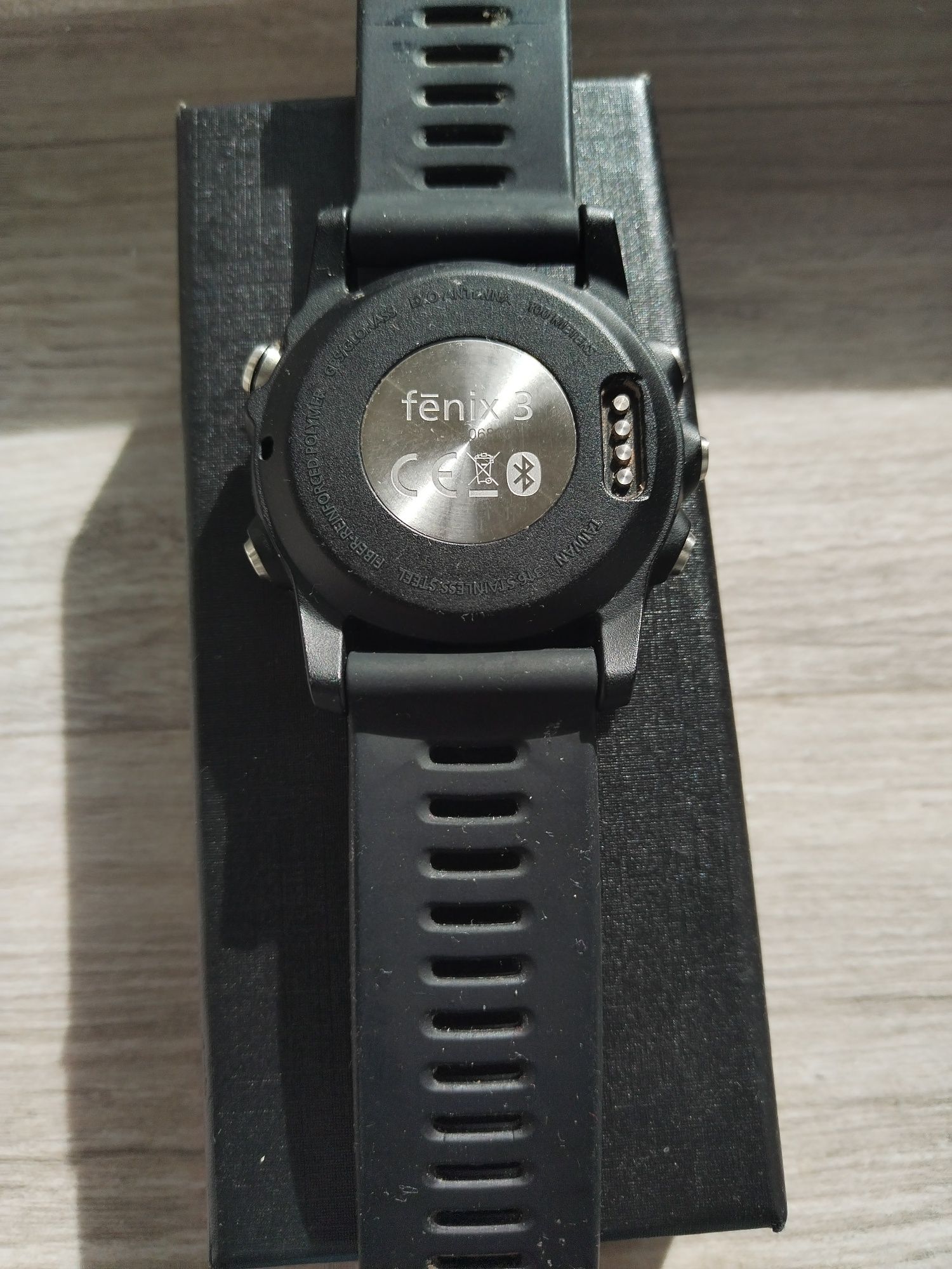 Garmin Fenix 3 cu încărcător