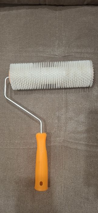 Валик игольчатый