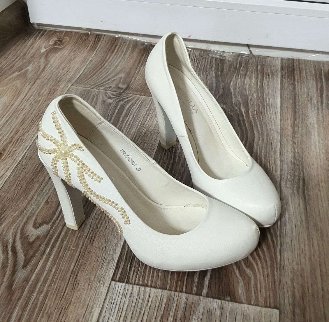 Свадебные туфли 39 размер