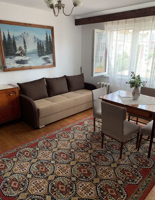 Doua camere . Apartament de inchiriat Bistrita . Aleea Margaretelor .