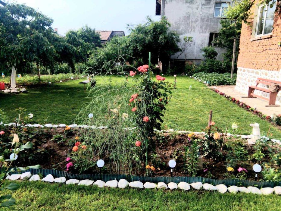 Самостоятелна къща в Добринище