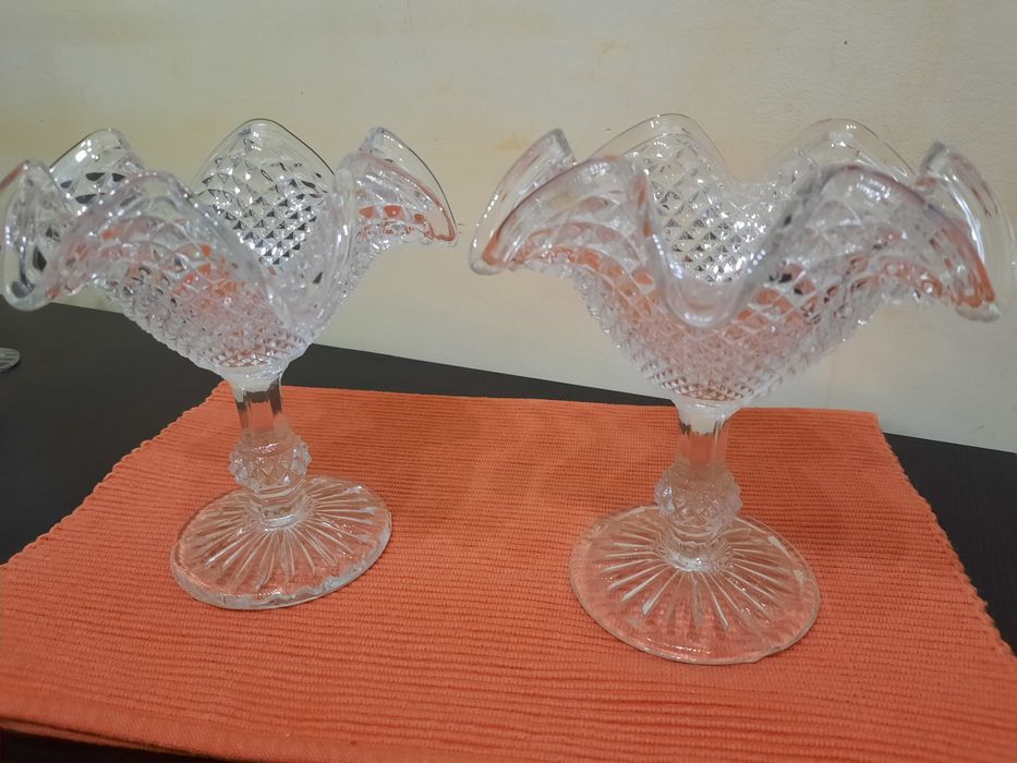 Cristal; vaze mici/mari, bomboniere, scrumiera, lebada, cosulete