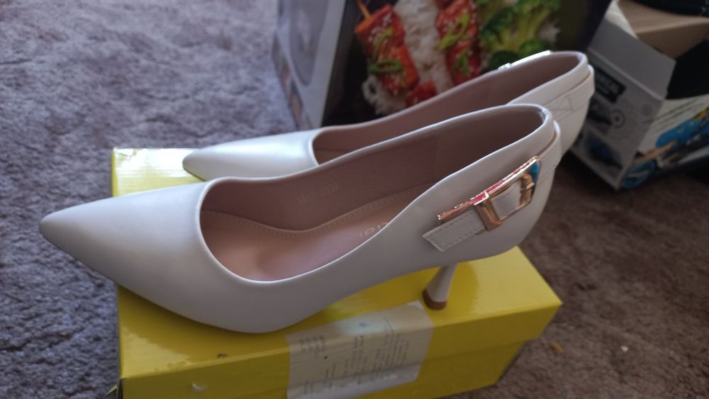 Продам туфли 37 размер