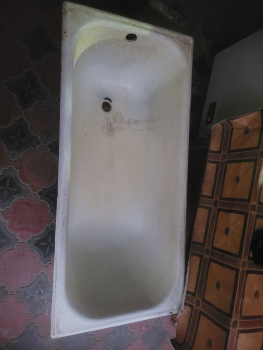 Продается ванна, чугунная