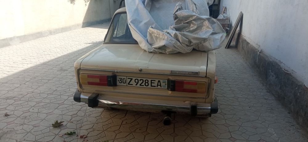 Ваз 2106 бежевого цвета год выпуска 1982