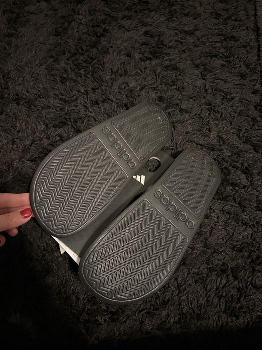 Papuci Adidas marimea 44