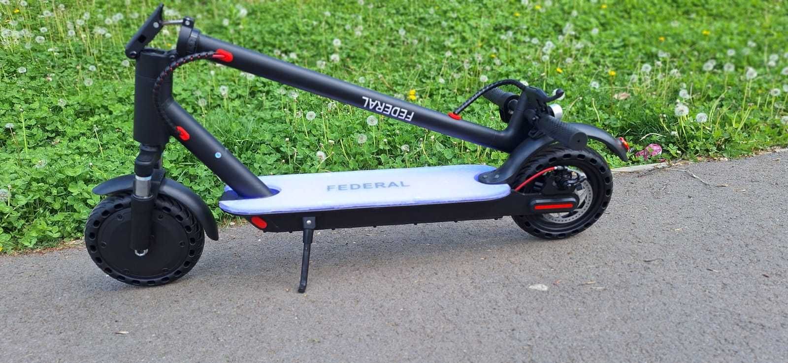 Trotineta electrica Noua Pro amortizoare top! similara  E-TWOW  M365
