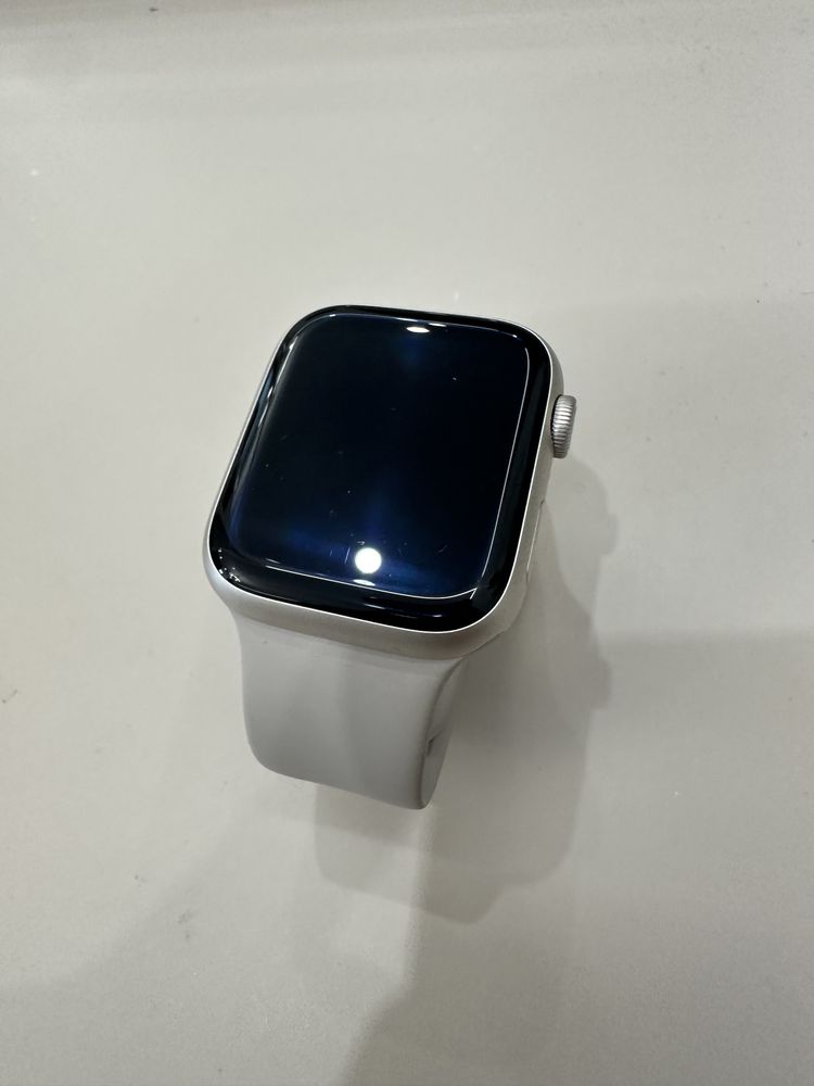 Apple Watch 8 Gold 44mm