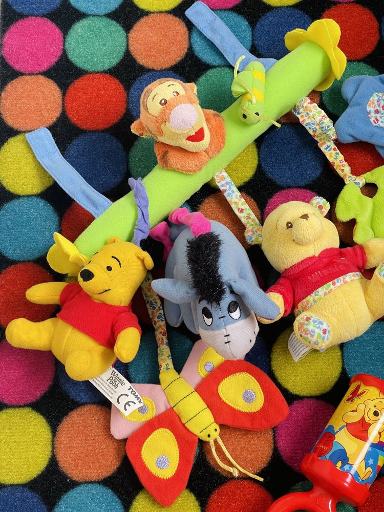 Jucării bebe de prins la pat sau la cărucior Winnie the Pooh- Tomy