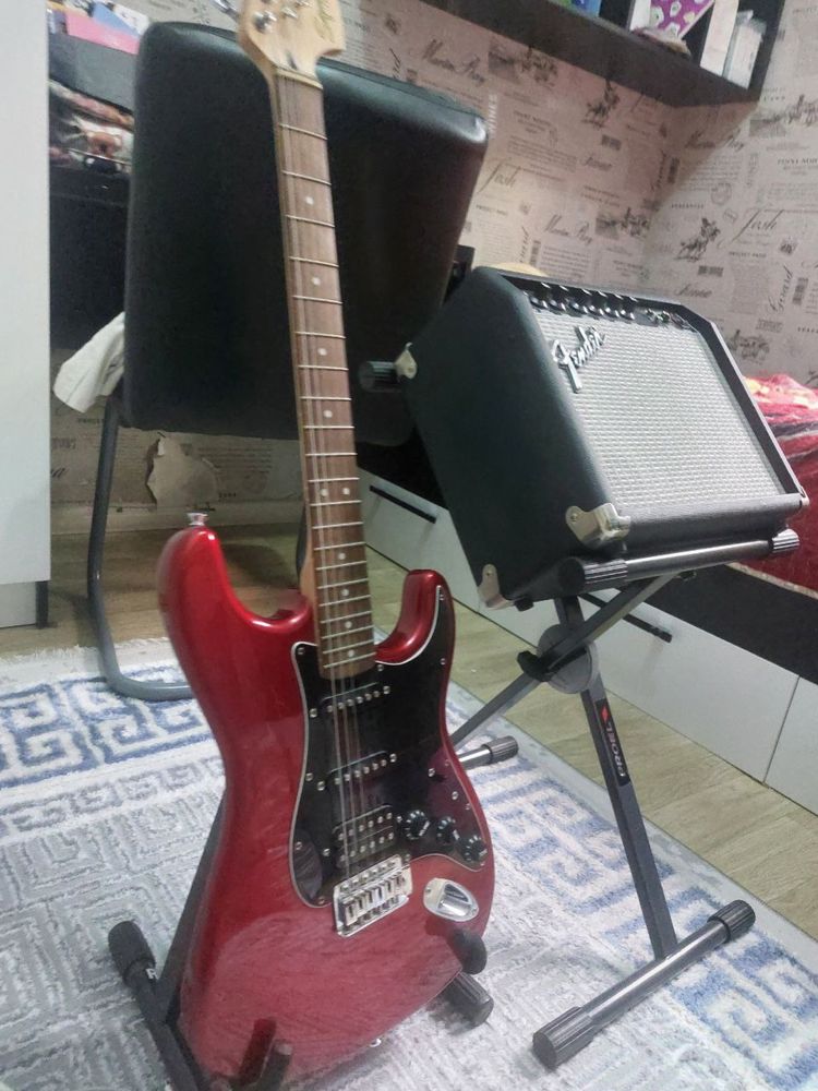 Электра гитара Fender squier