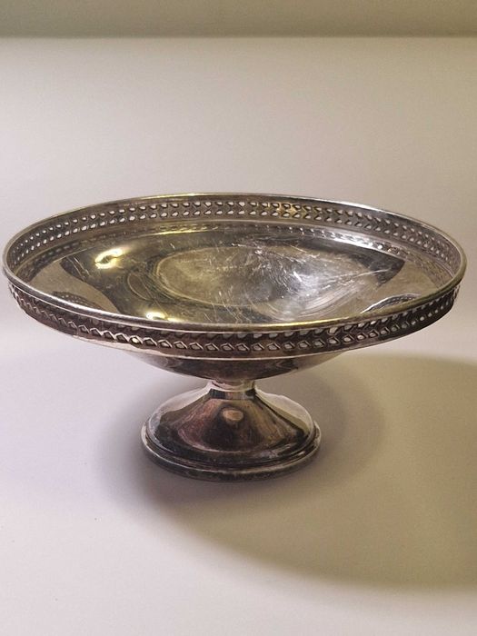 Fructieră / bol pe picior, placat cu argint – Walker & Hall Sheffield