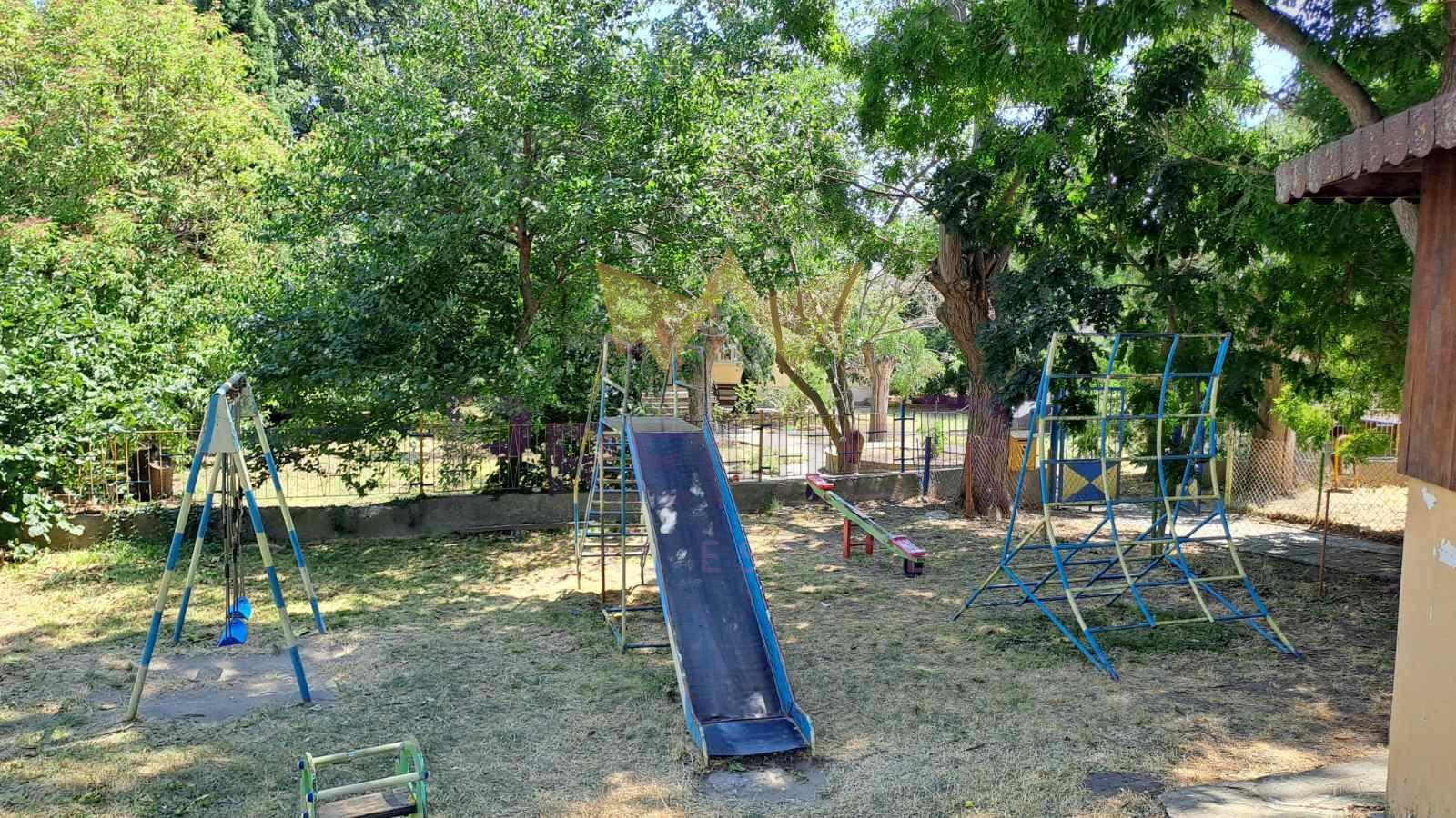 Парцел в Варна, област-с.Равна гора площ 590 цена 23000