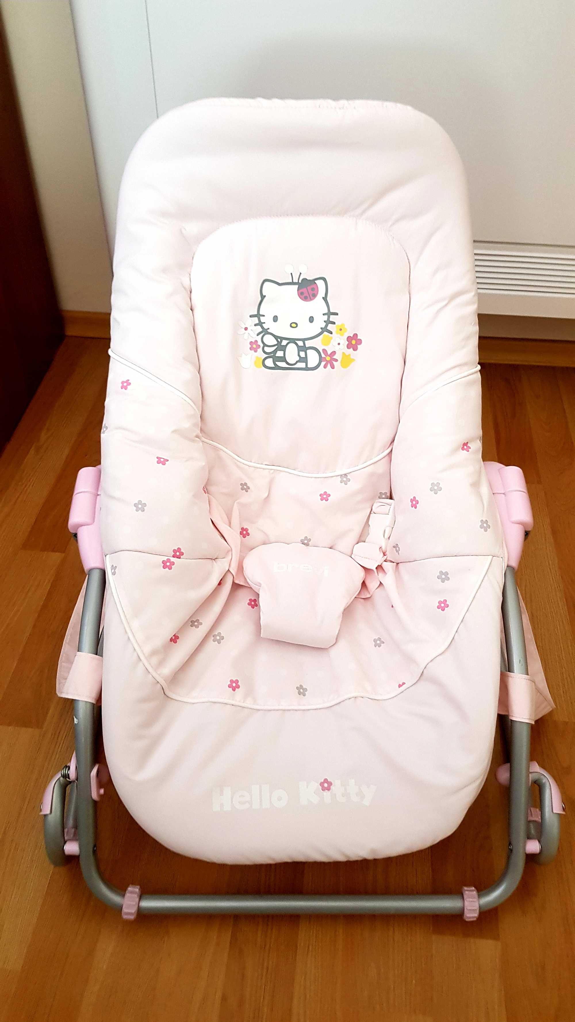 Бебешки шезлонг Hello Kitty в отлично състояние !