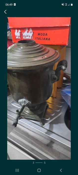 Samovar rusesc vand