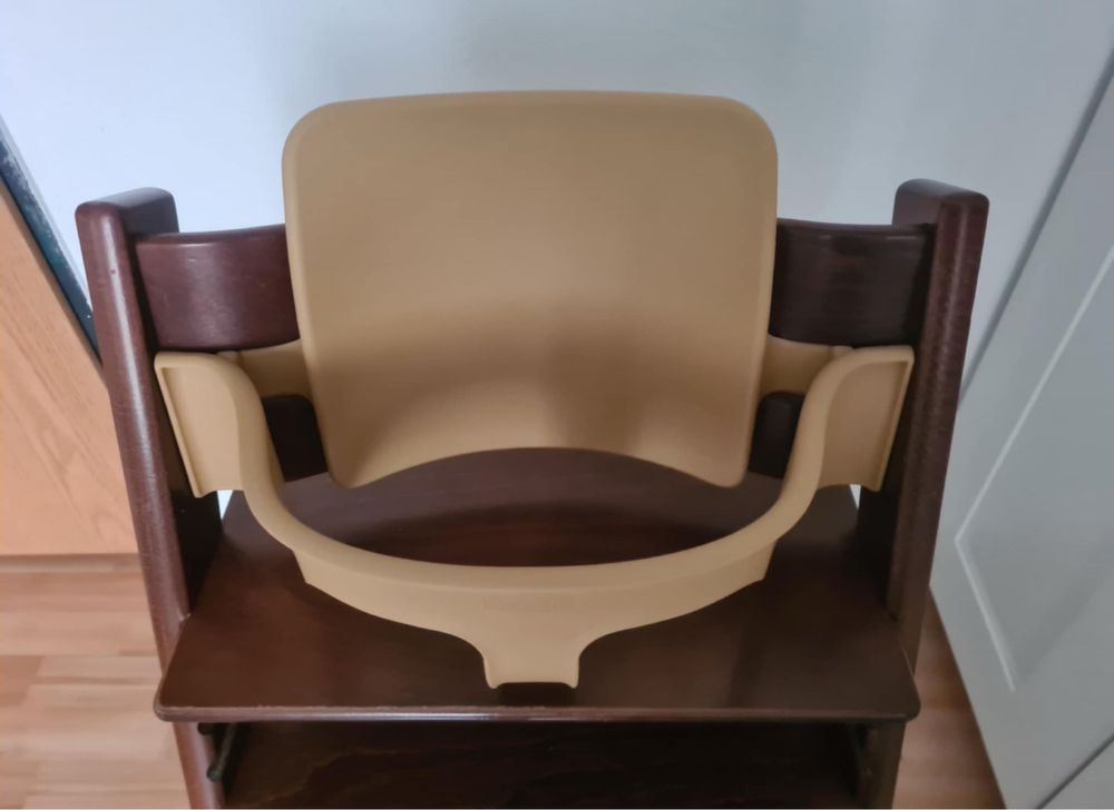 приствка за 6+ месеца Stokke Tripp Trapp/ стол Stokke Tripp Trapp