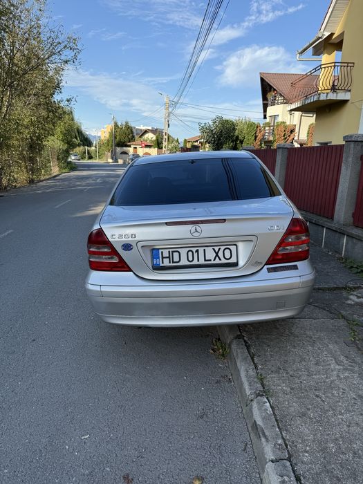 Mercedes-benz c class w203