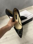 Черни класически обувки на ток Nine West