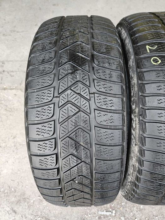 SET 2 Anvelope Iarna 225/50 R18 PIRELLI Spottozero 3 99H