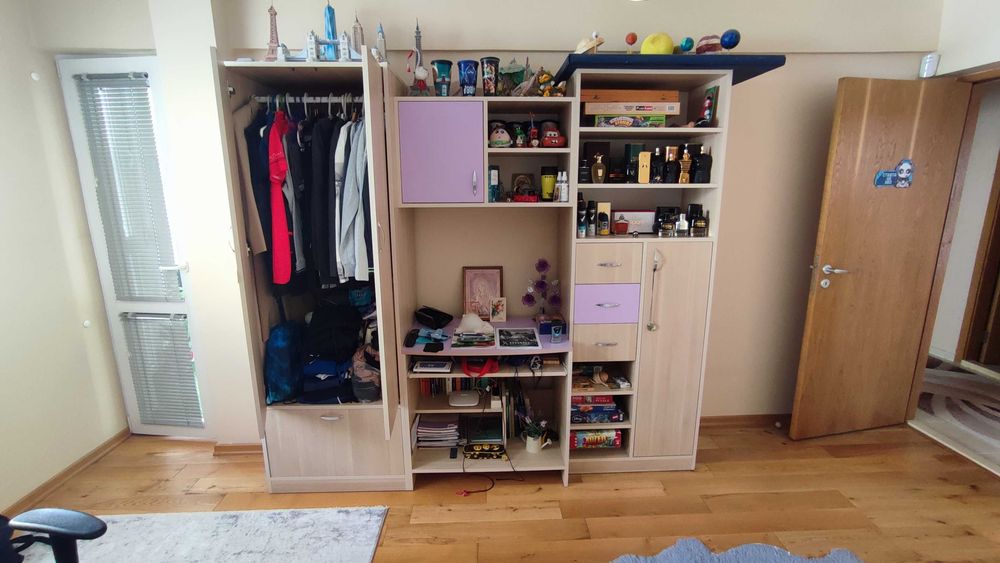 Мебели за детска стая (секция, ракла, легло)