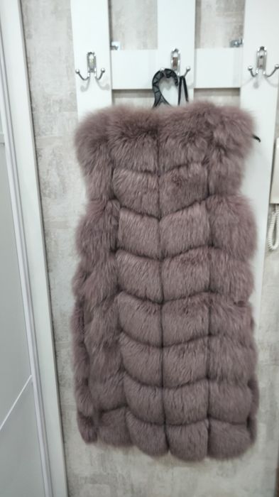 Продам меховой жилет