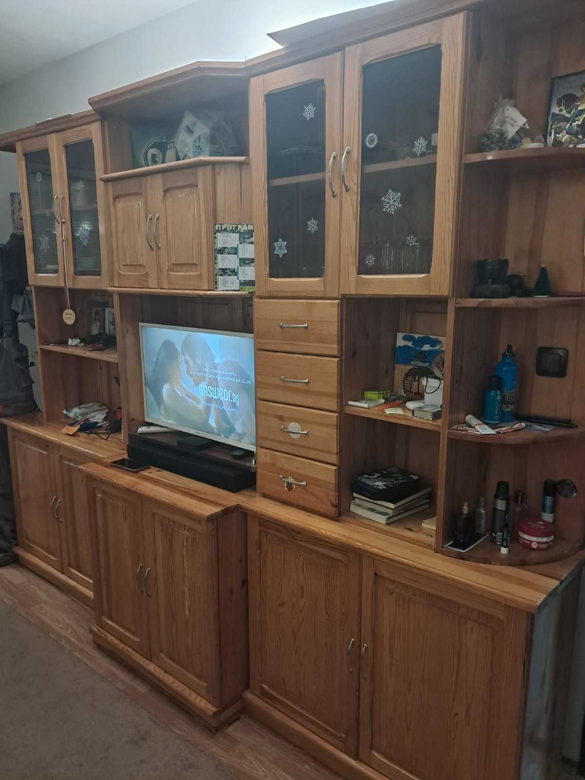 Масивна секция от чам