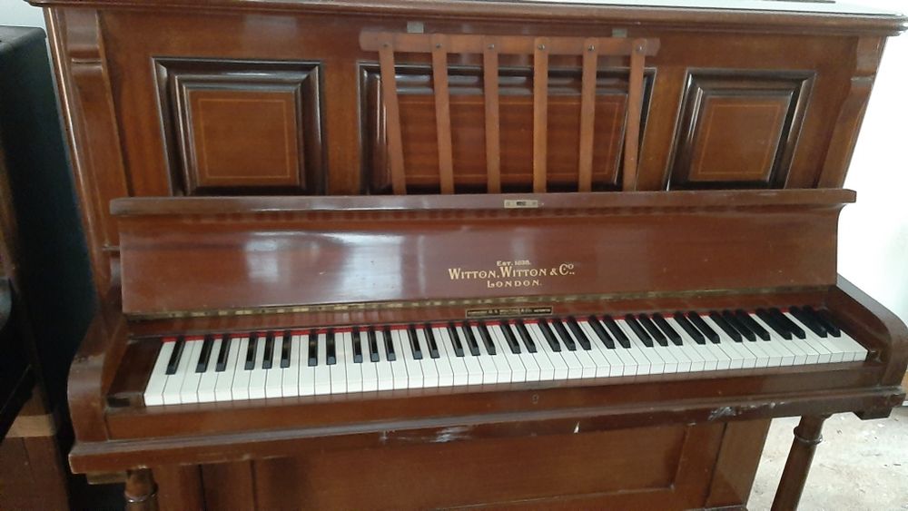 Pian vechi de colectie de aproape 200 ani vechime anul 1838