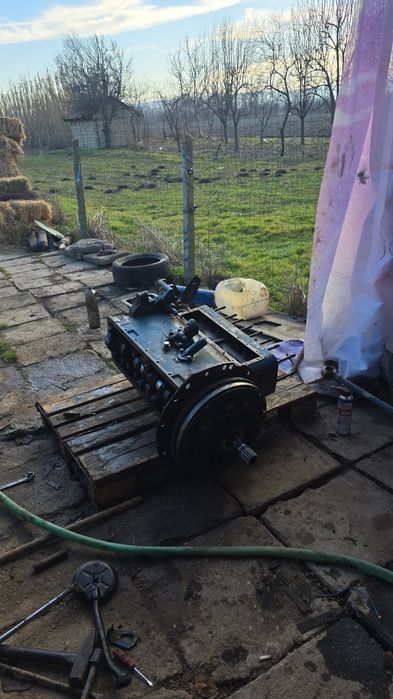 Reparații tractoare