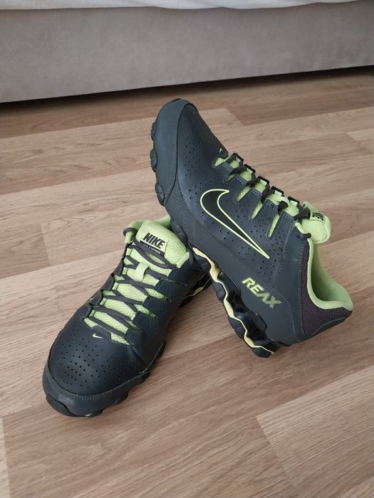 Adidasi originali Nike nr.44