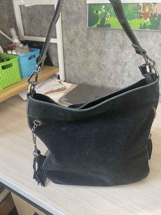 Продам замшевую сумку
