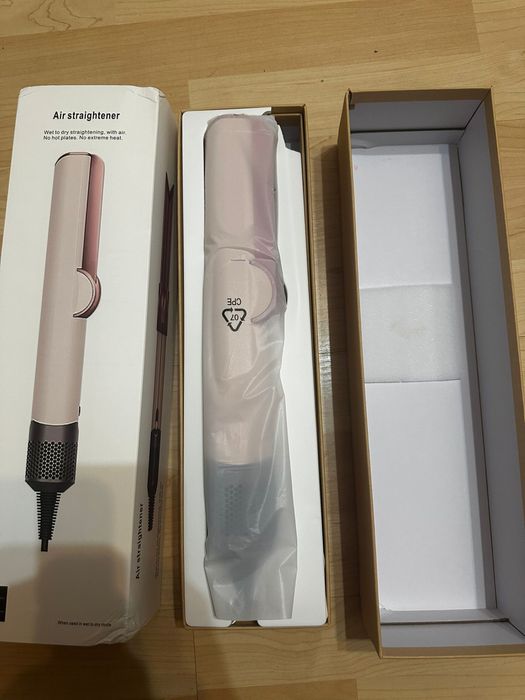 Uscator de par – air straighter- nou în cutie
