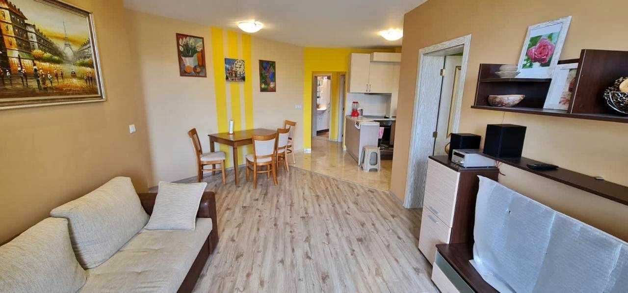Продава се Тристаен апартамент в Поморие - 95 кв.м за 1237 €/кв.м - Снимка #1
