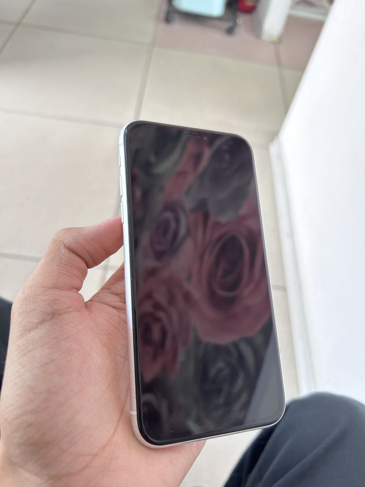 Iphone xr 64 гигабайт