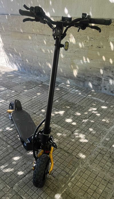 Електрическа  Тротинетка'' KAABО MANTIS 10 DUAL PLUS"