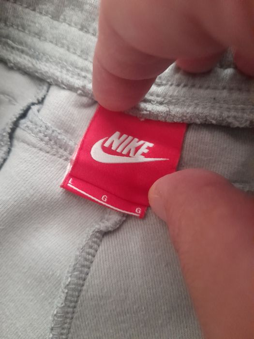 Nike tech мъжко долнище M- L размер.