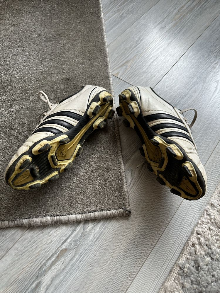 Футболно бутонки Adidas AdiNova N42