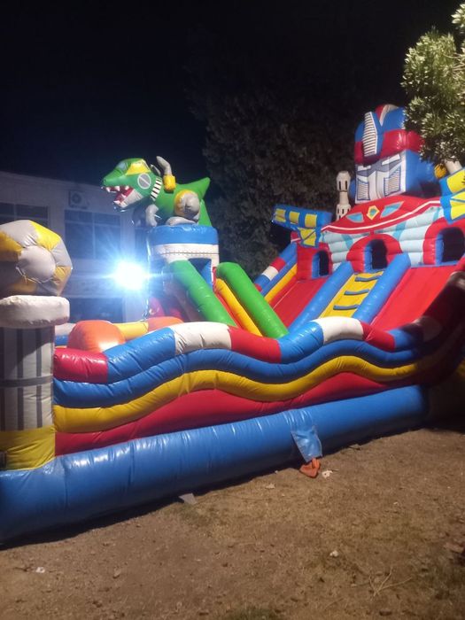 Батут сотилади срочна 6га 10 размер йенги Бир йил ишлаган