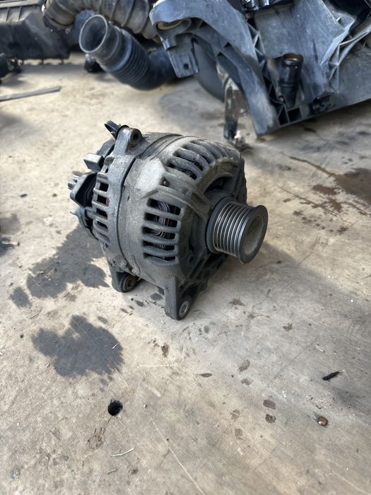 Alternator renault master movano vivaro 2.5
