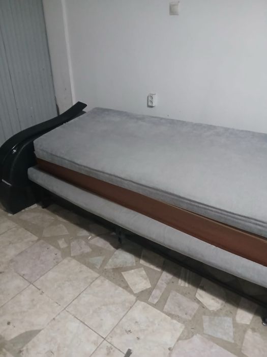 Продам Диван  б / у