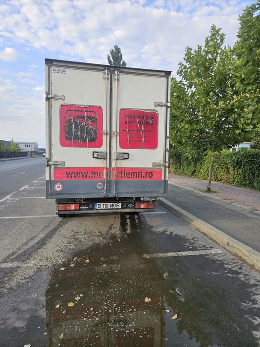 Vând sau schimb ford transit