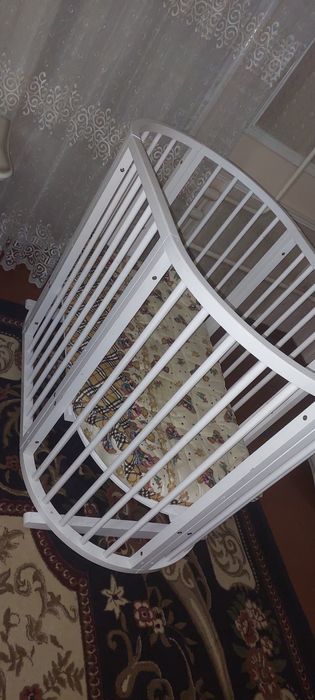 Манеж детская и кровать