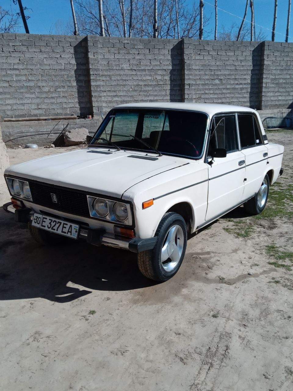 VAZ2106 sotiladi