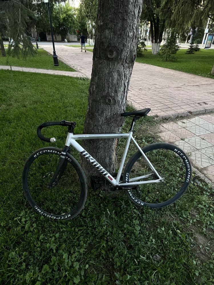 продаю fixed gear , фикс велосипед unknown