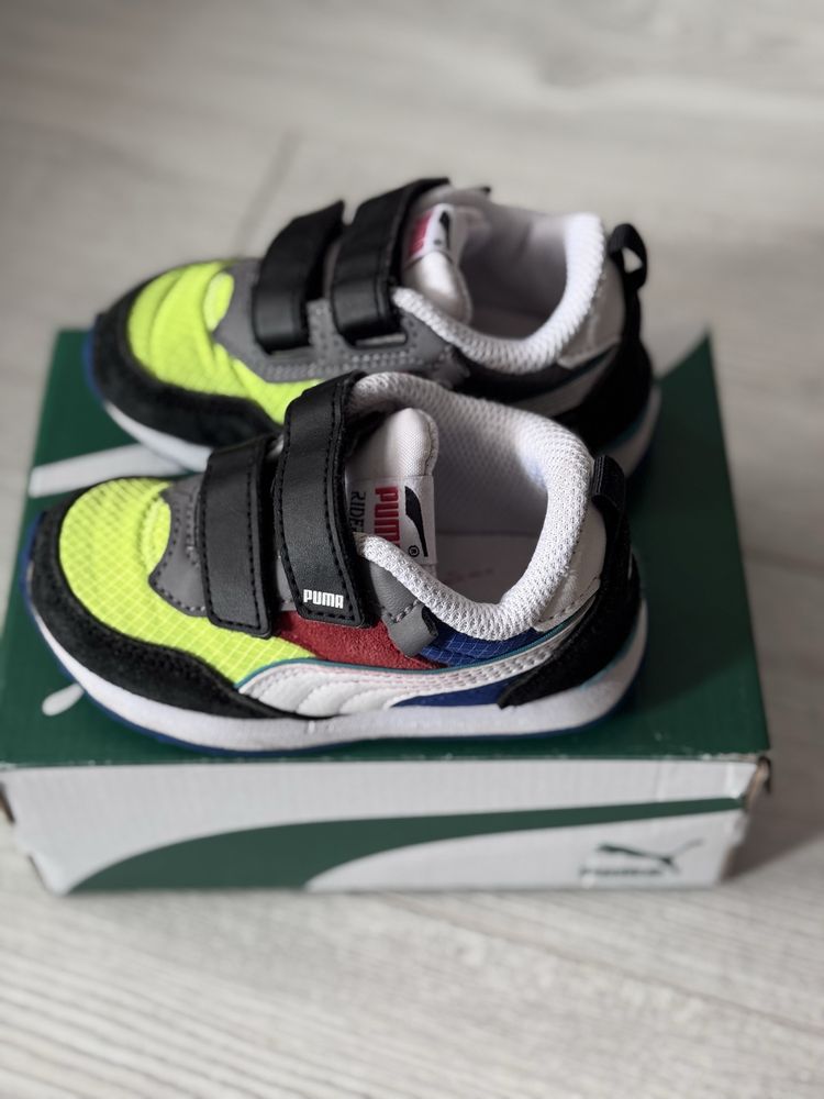Детски маратонки за момче Puma