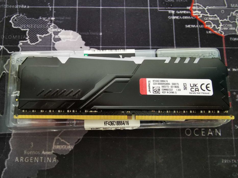 Memorie RAM Kingston FURY Beast RGB, 16GB DDR4, 3600MHz CL18