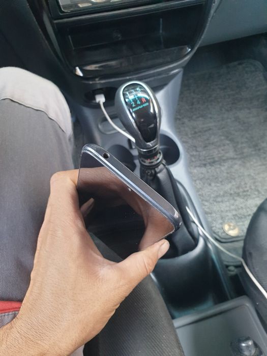 Redmi 9C 4/64 sotiladi