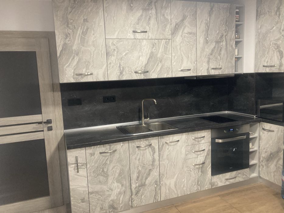 Изработка на мебели по поръчка