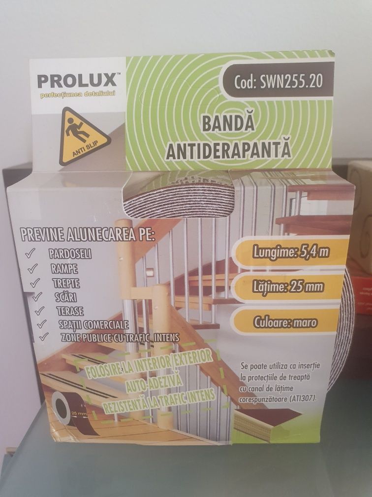 Banda adeziva antiderapanta Prolux