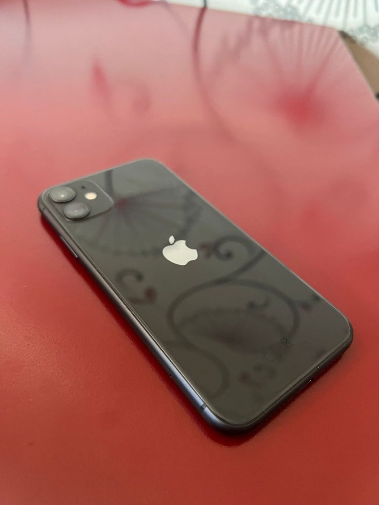 iPhone 11, 64GB, Black