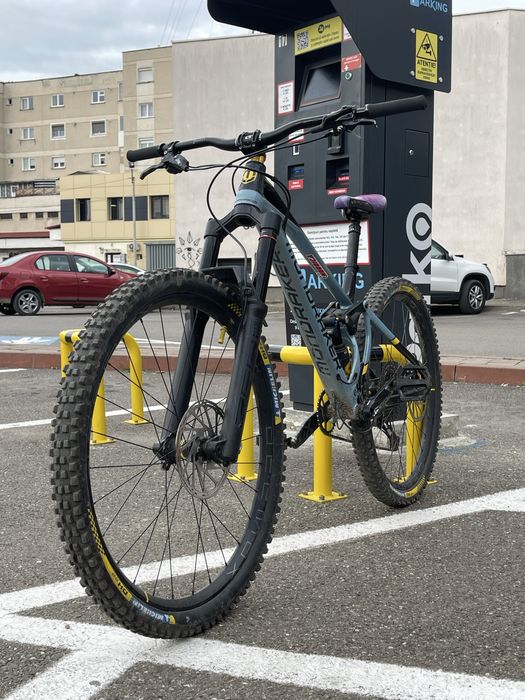 Mondraker Super Foxy R schimb cu un DH