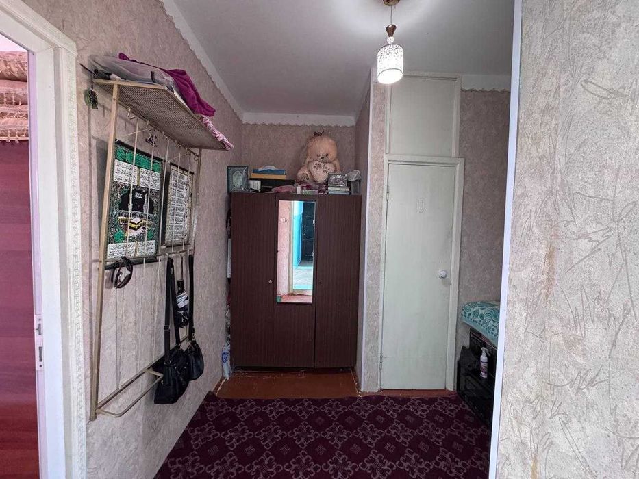 2 хоналик 4 этаж, 6 микр